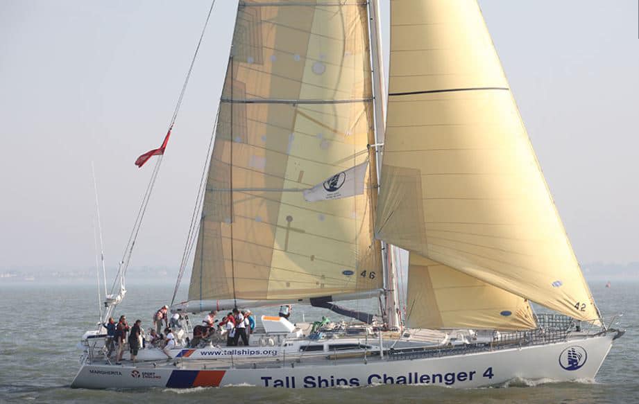 Bembridge RNLI Launches Heroic Rescue Mission on New Year’s Day