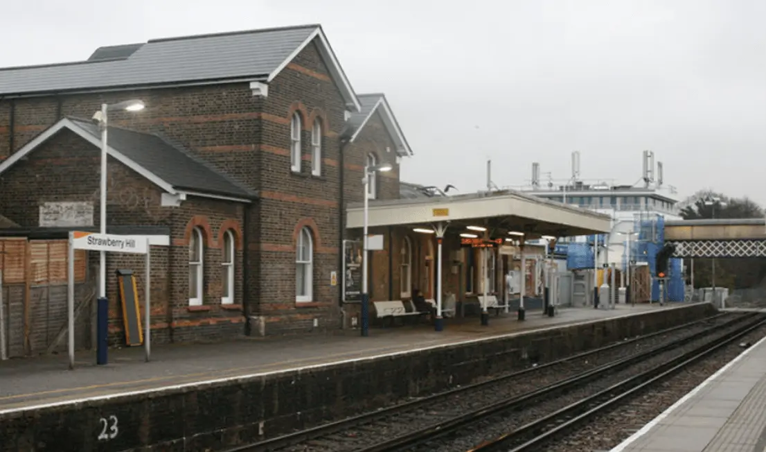 Fatal Stabbing Near Strawberry Hill Station Sparks Murder Probe and Train Chaos in South London