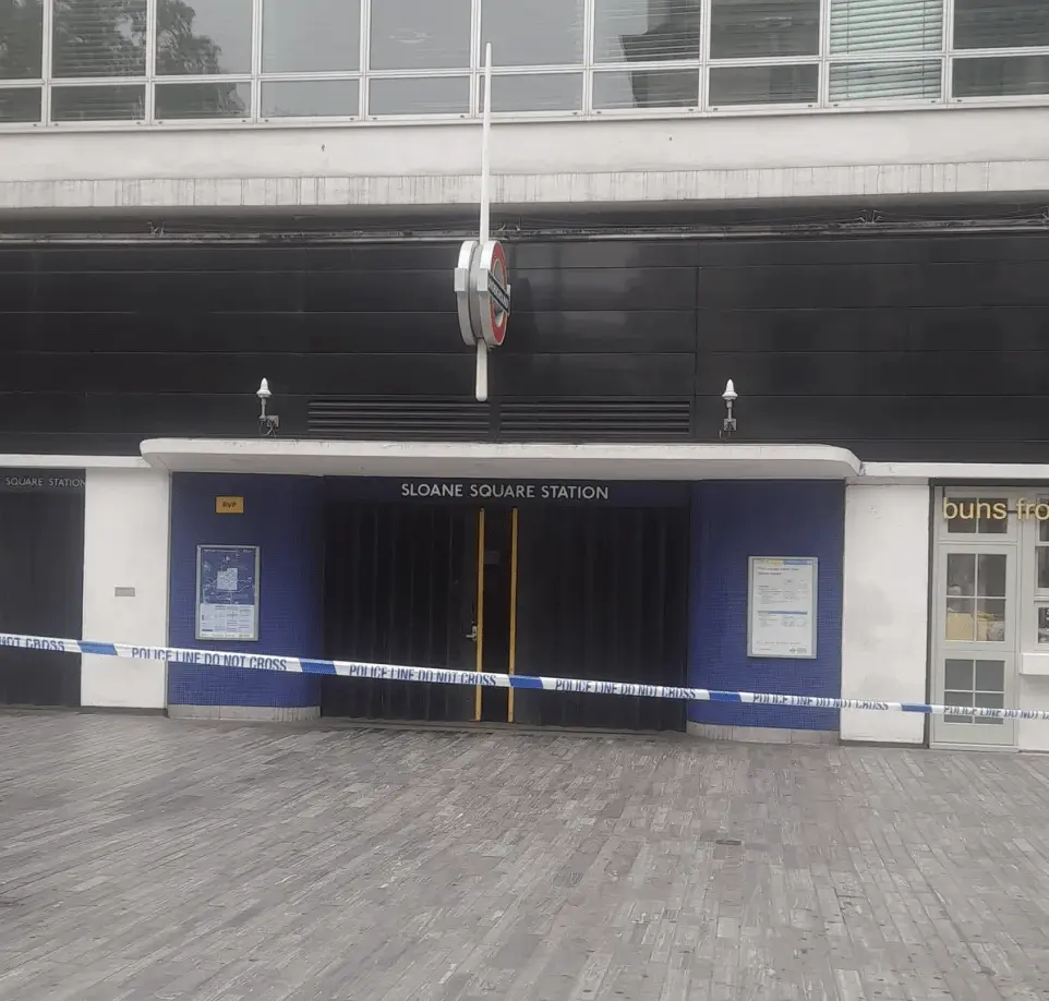 Fatal Tragedy at Sloane Square Tube: Person Killed on Tracks, Circle and District Lines Disrupted