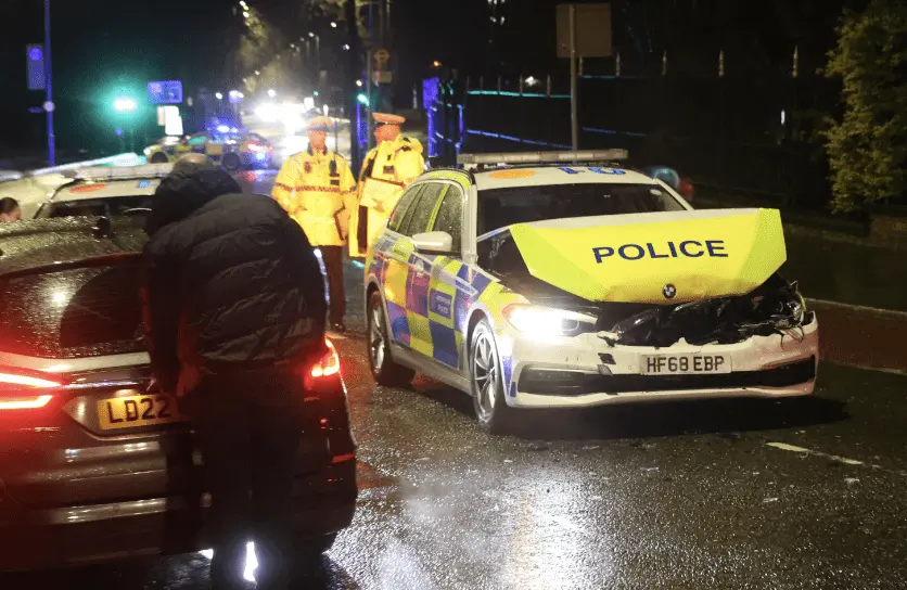 Three Met Police Officers taken to hospital after Plumstead Police chase