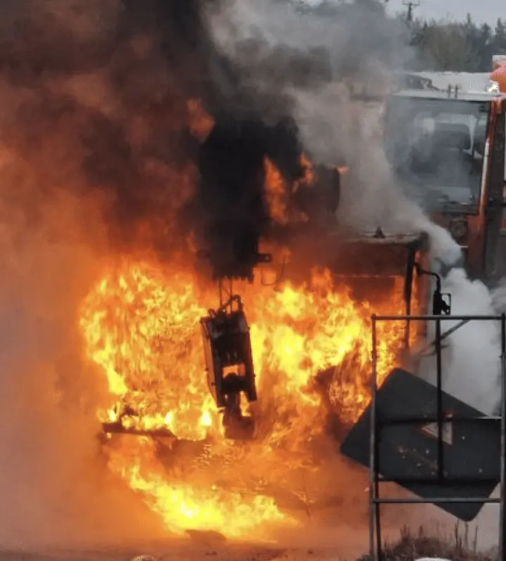 Off-Duty Police Special Constable Praised as a Hero for His Bravery During M20 Fire