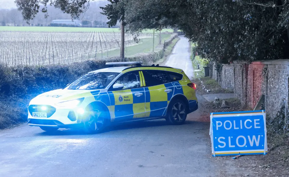 Fatal BMW Crash on Thurnham Lane Kills Two Pedestrians and Dog – Bearsted Road Closed
