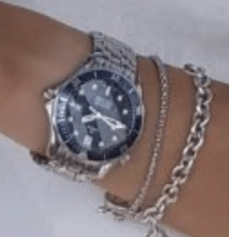 Sheerness Burglary Shocker: Jewellery, Cash & Silver Mercedes Stolen – Police Urge Witnesses to Come Forward
