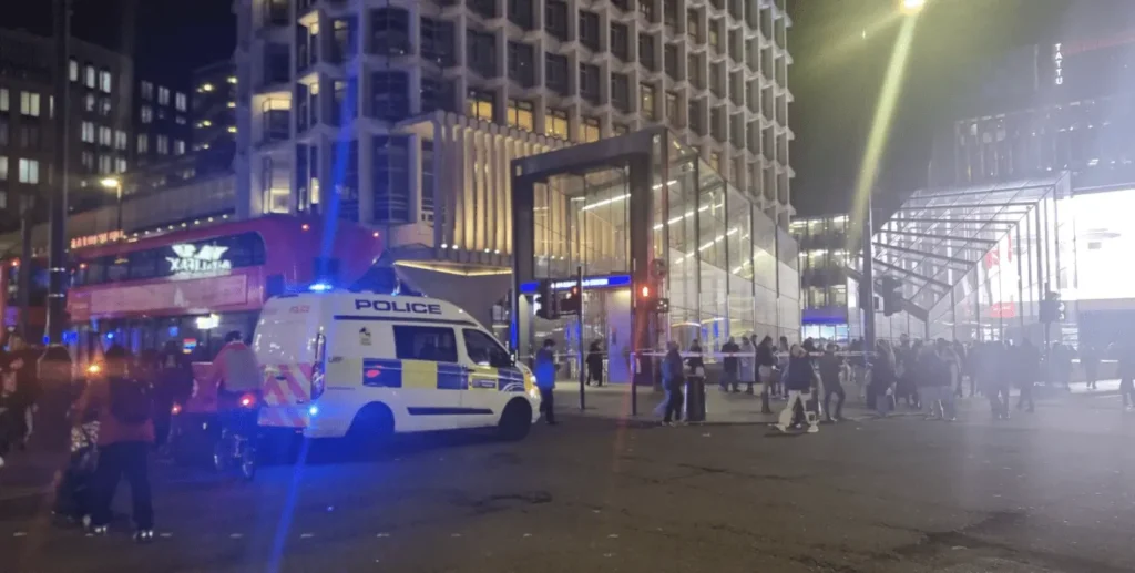 Suspicious Package Triggers Closure of All Bar One on New Oxford Street