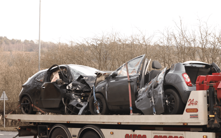 Major Road Link Between Kent and East Sussex Temporarily Closed Due to a Serious Three-Vehicle Head-on Collision
