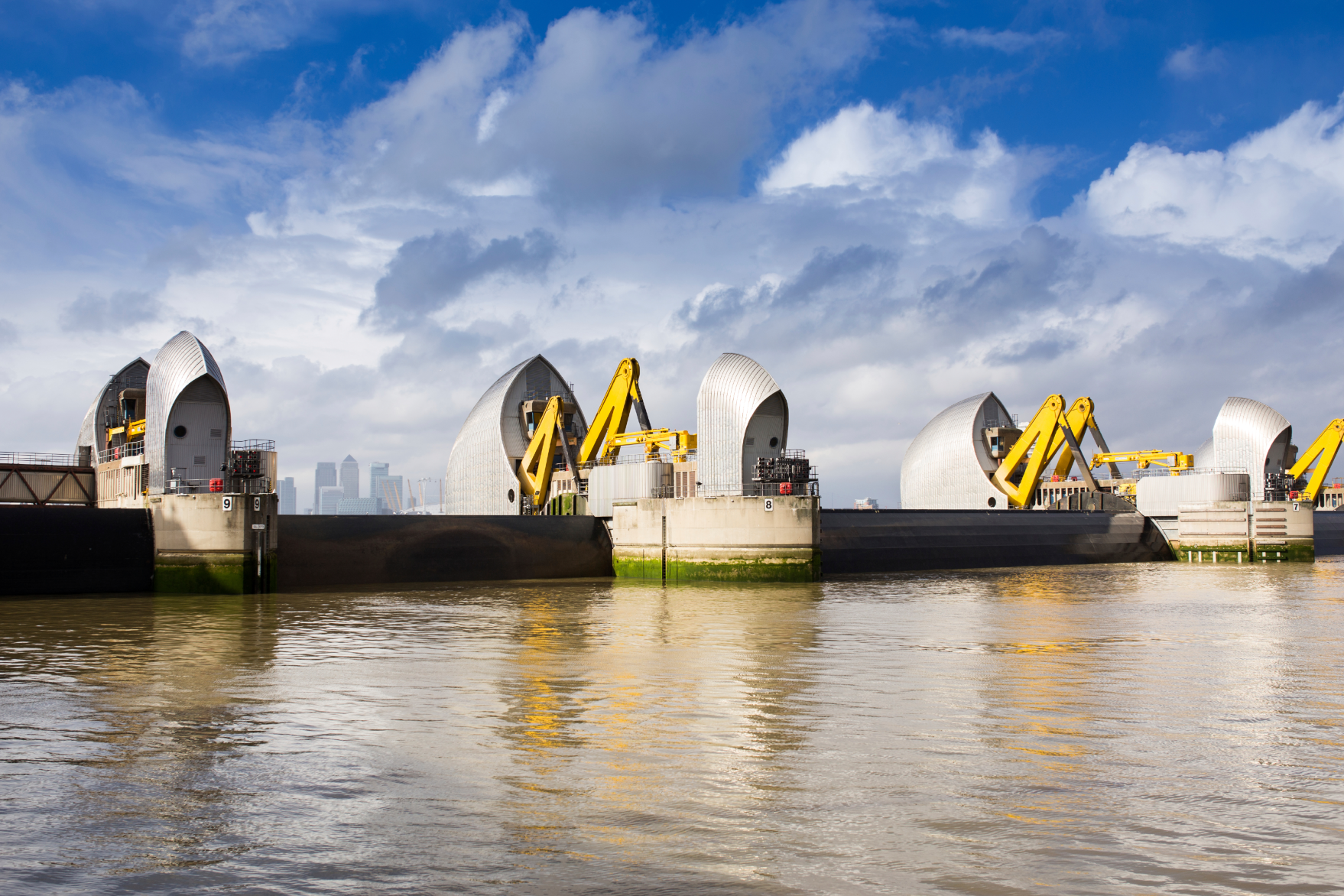 Thames Barrier Temporarily Closed to Safeguard London from Flooding