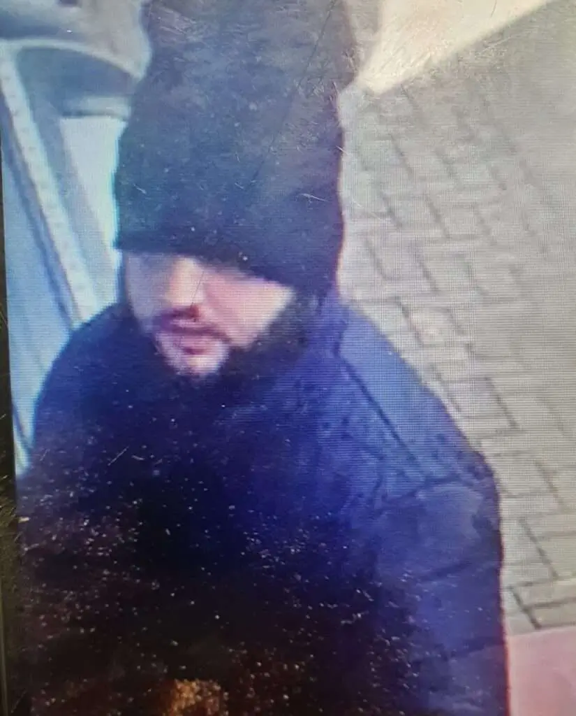 Suspected Scam of Elderly Woman in Worthing – Help Needed