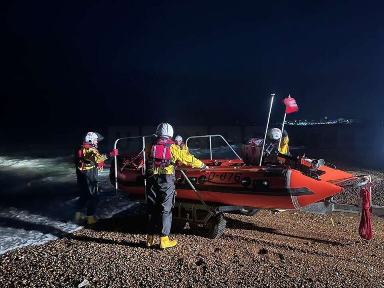 Relentless RNLI Volunteers Showcase Exceptional Bravery in 2024 Rescue