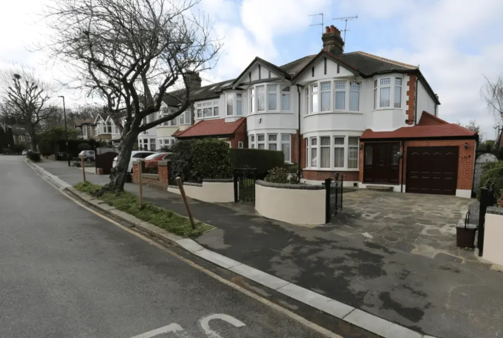 Enfield Stabbing Claims Life of 37-Year-Old Man in Shocking Southgate Attack