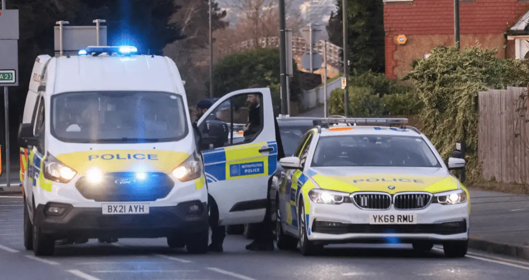 London Rocked by Four Stabbings in Three Boroughs Over Violent Weekend – Police Urge Witnesses to Come Forward