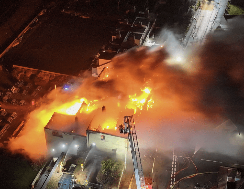 Huge fire at Osborne View Hotel in Lee-on-the-Solent
