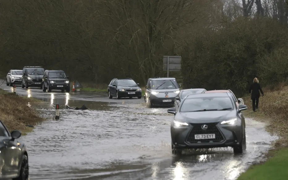 Kent Commuters Face Disruption Due to Severe Weather