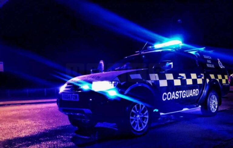 Brave Selsey Coastguard Rescue on Bognor Beach