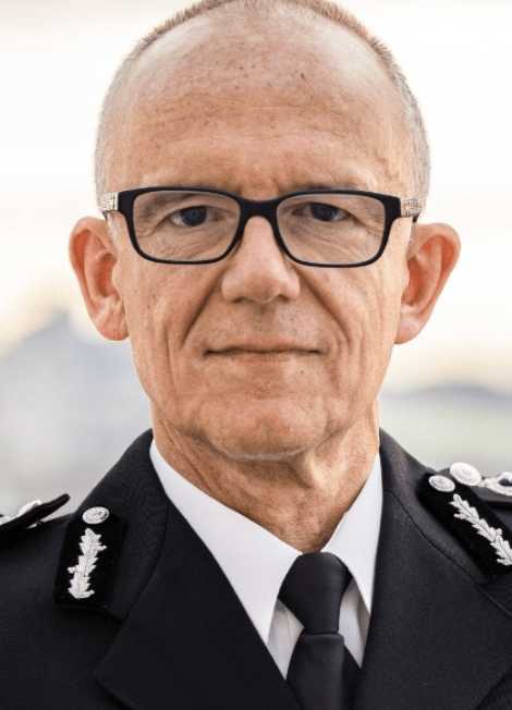 Metropolitan Police Chief Speaks Out Against Abuse Targeting Officers