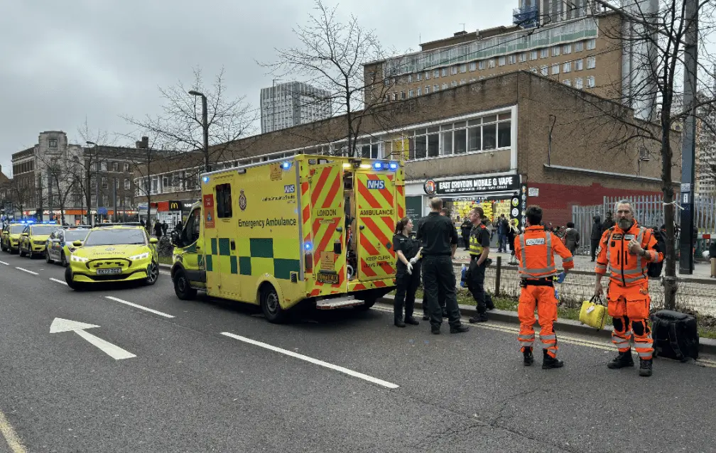 Air Ambulance Called To George Street In Croydon Following Assault Air Ambulance Called to George Street in Croydon Following Assault