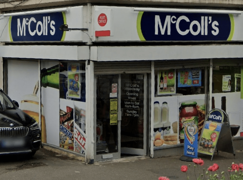 Police Respond to Armed Robbery in Windsor Drive