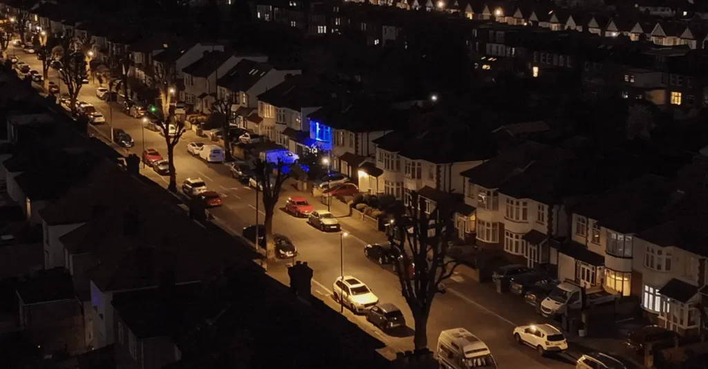 Major Incident Declared in Catford After Man Barricades Himself in Property with Gas Cylinders