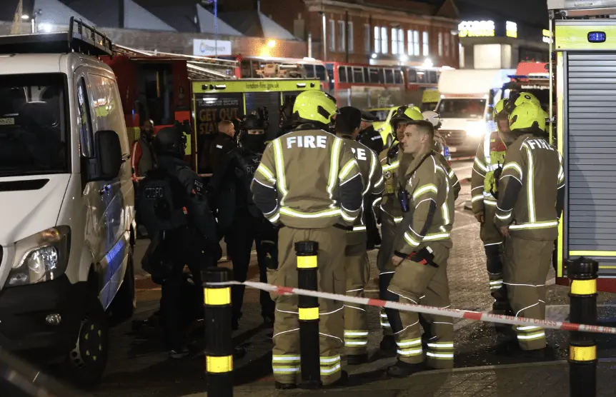 Major Incident Declared in Catford After Man Barricades Himself in Property with Gas Cylinders