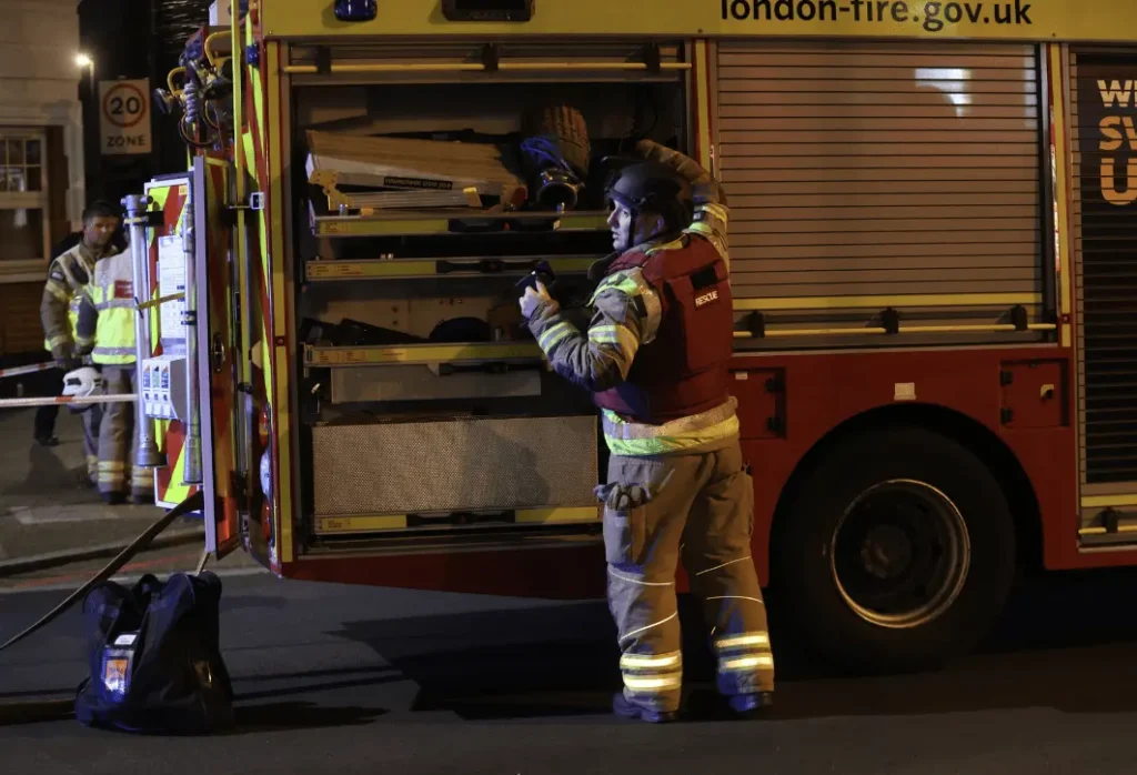Major Incident Declared in Catford After Man Barricades Himself in Property with Gas Cylinders