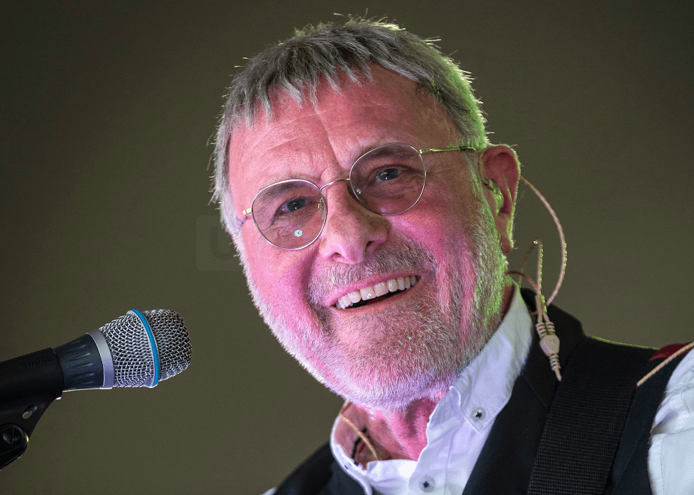 Rock Icon Steve Harley of Cockney Rebel Dies at 73
