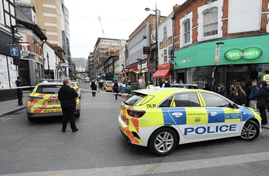 Murder Investigation Launched After Incident at Fellmonger’s Yard, Croydon