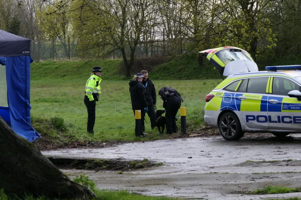 New Addington Murder Victim’s Identity Remains a Mystery as Police Search Enters Third Day