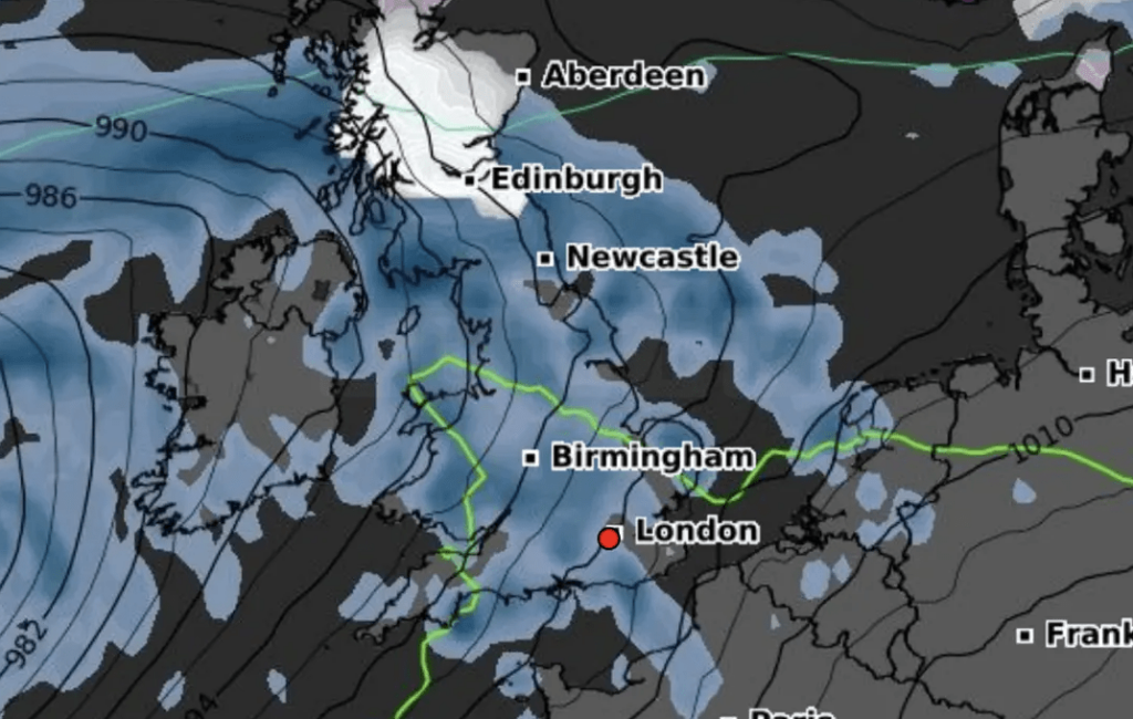 Yellow Weather Warning: Up to 10cm of Snow Expected Overnight