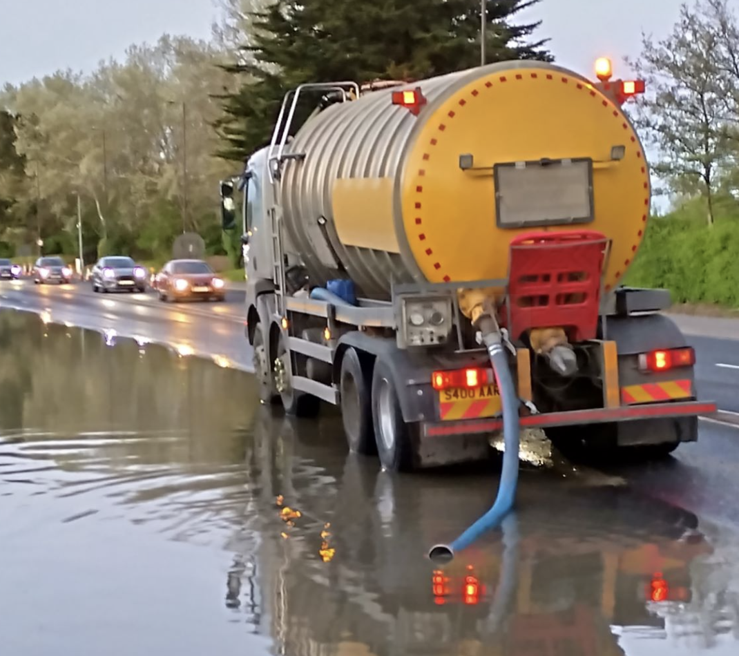 Road Closure Due to Burst Sewer Main Causes Traffic Disruption