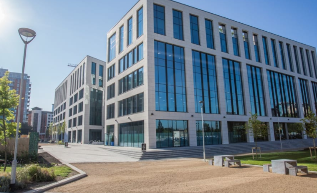 HMRC Building Evacuated in Leeds City Centre Due to Suspicious Package