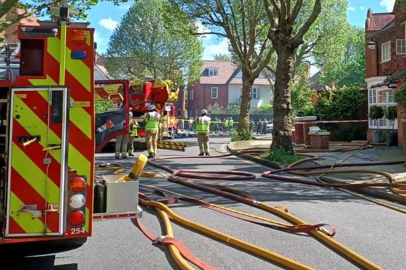 Seventy Firefighters Battle Blaze in Primrose Hill