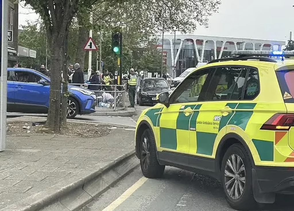 Stabbing in Becontree Heath
