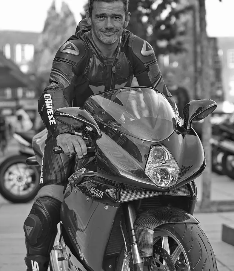 Tragedy Strikes At Lydden Hill Race Circuit: Man Dies In Motorcycle Accident Tragedy Strikes at Lydden Hill Race Circuit: Man Dies in Motorcycle Accident