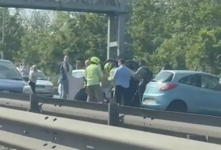 Traffic Disruption On A2 Eastbound As Overturned Vehicle Halts Travel Near Bluewater Traffic Disruption on A2 Eastbound as Overturned Vehicle Halts Travel Near Bluewater