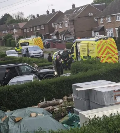 ‘Considerable Number of Suspicious Substances’ Found at Caddington House – Police Guard Remains in Place