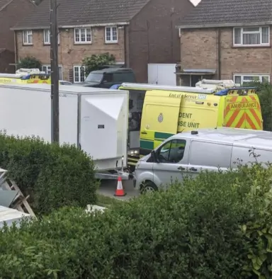 ‘Considerable Number of Suspicious Substances’ Found at Caddington House – Police Guard Remains in Place