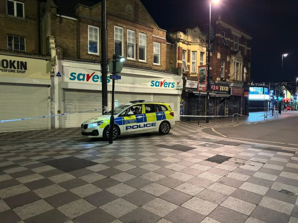 Man Stabbed In Croydon; Central Shopping Centre And Street Near Train Station Cordoned Off By Police Man Stabbed in Croydon; Central Shopping Centre and Street Near Train Station Cordoned Off by Police