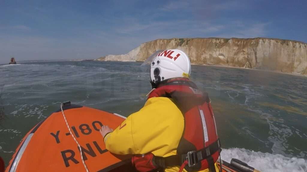 Newhaven RNLI Crew Saves Two from Tidal Cut-off
