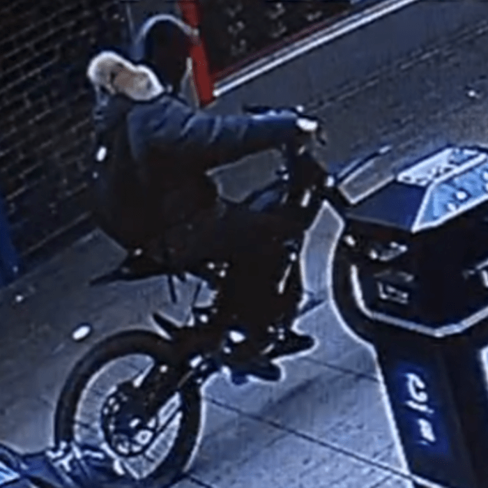 Teen Armed with Knife Robs Group in Crawley