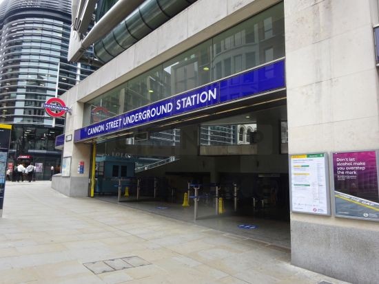 Man Critically Injured at London Cannon Street Underground Station