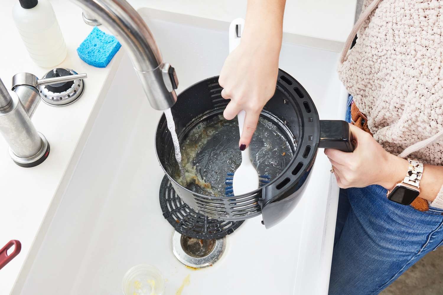 Essential Cleaning Steps for Air Fryer Users: Expert Tips from Hiatt Hardware