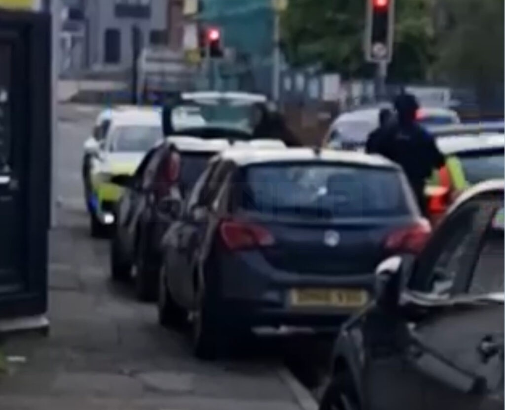 Armed Police Arrest Delivery Driver Outside “Delish Chicken” Shop in Folkestone