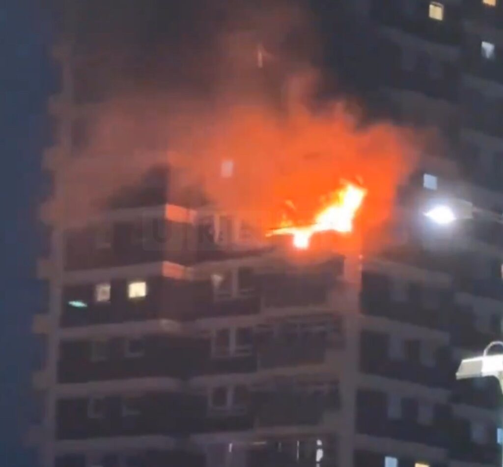 Flames Leap from 10th Floor Flat as Raging Inferno Spreads Through Woolwich Tower Block, 70 Firefighters Flood Area