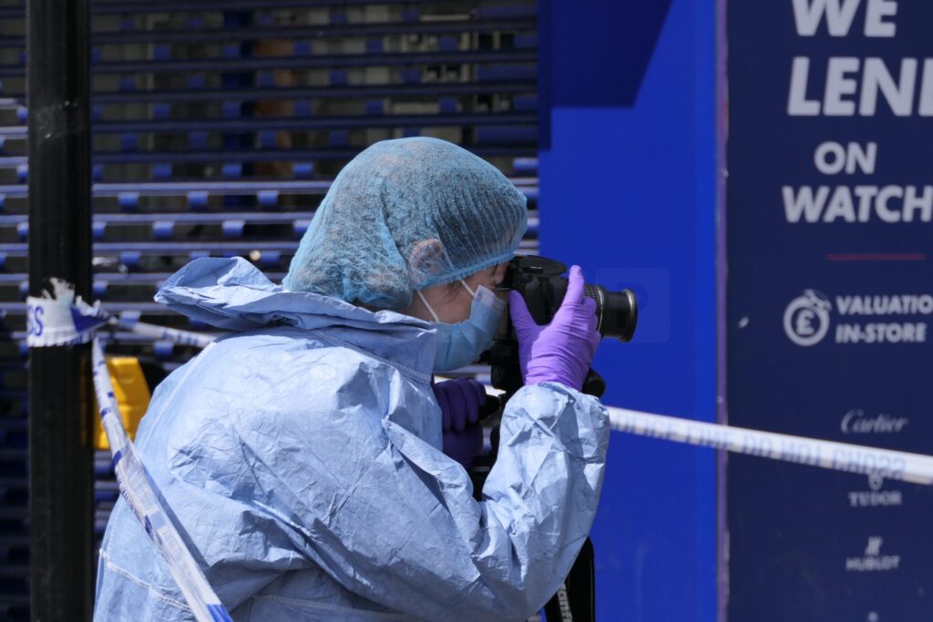 Police Investigate Stabbing Incident in Stroud Green Road, London