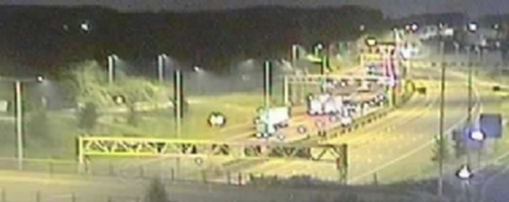 M1 Traffic Live: Police Incident Near Luton Airport Stops All Traffic Northbound and Southbound