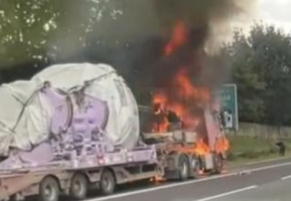 HGV Fire Halts Traffic on M25 in Surrey