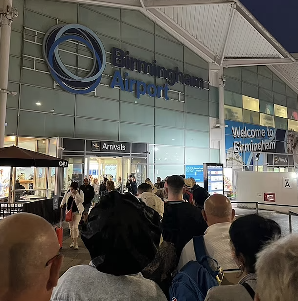 Airlines Tell Holidaymakers to Turn Up THREE Hours Early for Flights from Birmingham Airport Amid Travel Chaos