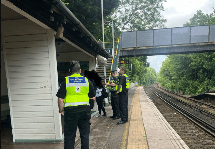 BTP Kent Officer Off Duty Detains Spitting Offender
