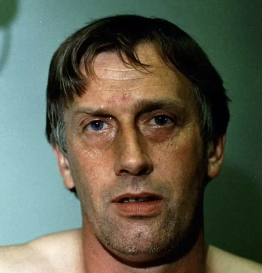 Female Prison Officer Had Sex with Serial Killer Levi Bellfield and Other Criminals in ‘Monster Mansion’ Jail, Reveals Astonishing New Book