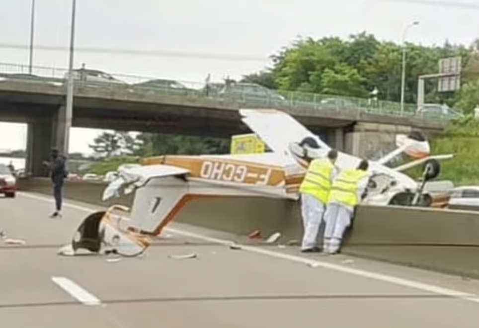 Three Killed in Light Aircraft Crash on A4 Motorway Near Paris