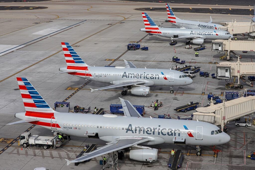 American Airlines Delays All Flights Over Mystery ‘Windows Communication’ Problems, Sparking Chaos
